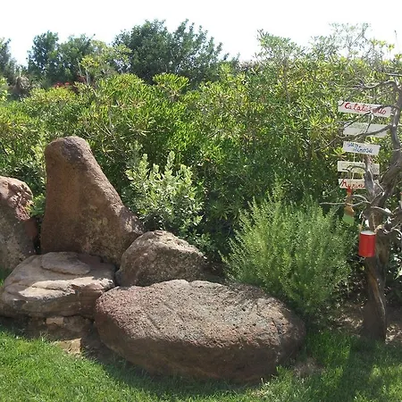 בית כפרי Casa Pramas אורוסיי