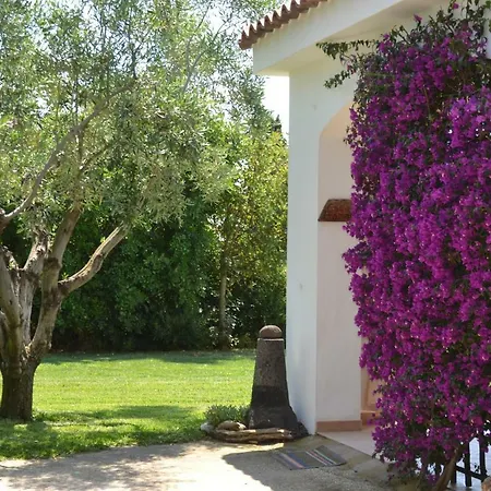 Casa Pramas אורוסיי