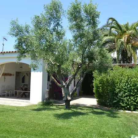 Casa Pramas אורוסיי